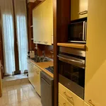 Rent 4 bedroom apartment of 121 m² in Milan