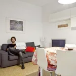 Rent a room of 90 m² in rome