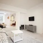 Pronajměte si 1 ložnic/e byt o rozloze 82 m² v Prague