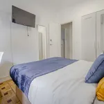 Rent a room of 120 m² in madrid