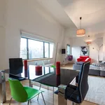 Appartement de 92 m² avec 1 chambre(s) en location à Paris