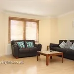 Rent 2 bedroom flat in Stirling