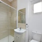 Rent 4 bedroom flat in Finchley