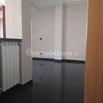 Affitto 3 camera appartamento di 101 m² in Terni