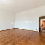 Rent 8 bedroom apartment of 170 m² in Verona