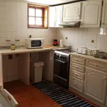 Rent 4 bedroom house in Porto