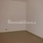 Rent 4 bedroom apartment of 115 m² in Piacenza