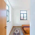 Rent 1 bedroom apartment in Porto