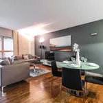 Rent 1 bedroom apartment of 549 m² in London