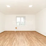 Pronajměte si 2 ložnic/e byt o rozloze 81 m² v Ostrava