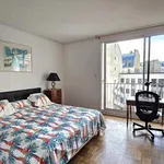 Rent 4 bedroom apartment of 117 m² in Paris