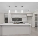 Rent 5 bedroom house in Leppington