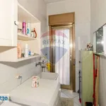 Affitto 6 camera appartamento di 224 m² in Catania