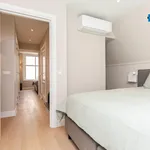 Rent 4 bedroom apartment of 77 m² in Grachtengordel-Zuid