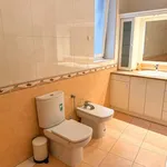 Rent 8 bedroom apartment in Budapest