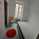 Rent 2 bedroom apartment of 24 m² in VERSAILLES