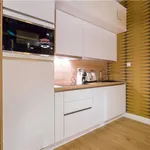 Appartement de 431 m² avec 1 chambre(s) en location à Lyon