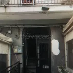 Affitto 2 camera appartamento di 50 m² in Napoli