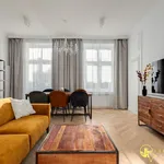 Rent 3 bedroom apartment of 77 m² in Łódź