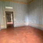 Rent 12 bedroom apartment of 990 m² in Lucca