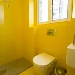 Rent a room of 125 m² in lisbon