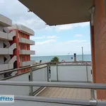 Affitto 3 camera appartamento di 97 m² in Fano