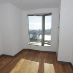 Rent 2 bedroom apartment in Manhattan