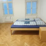 Pronajměte si pokoj o rozloze 117 m² v Prague