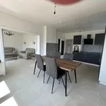 Rent 2 bedroom apartment of 75 m² in Dusseldorf