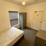 Room to rent in Kenyon Road, Wigan WN1