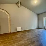 Rent 3 bedroom apartment of 79 m² in Nîmes