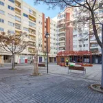 Rent a room of 90 m² in valencia