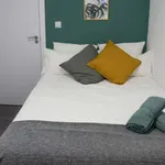 Rent a room of 120 m² in madrid