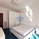 Rent 4 bedroom apartment of 127 m² in Bari