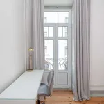 Rent a room in lisbon