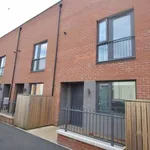 Rent 3 bedroom flat in Bristol