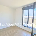 Rent 3 bedroom apartment of 60 m² in Colombes