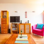 Appartement de 63 m² avec 3 chambre(s) en location à Paris