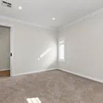 Rent 4 bedroom house in Box Hill South