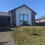 Rent 3 bedroom house in Papamoa Beach