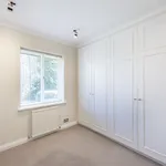 Rent 5 bedroom house in South East England