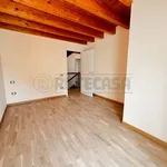 Rent 7 bedroom house of 214 m² in Montecchio Maggiore