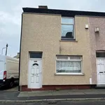 Rent 3 bedroom flat in North West England