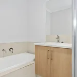 Rent 3 bedroom house in Coodanup