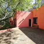 Rent 2 bedroom apartment of 100 m² in Gauteng