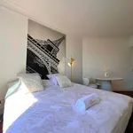 Rent 2 bedroom apartment of 24 m² in Paris