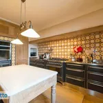 Rent 6 bedroom apartment of 300 m² in Florence