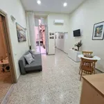 Rent 3 bedroom apartment of 70 m² in Naples