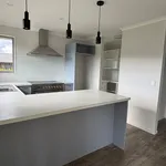 Rent 3 bedroom house in Wakefield