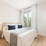 Rent 1 bedroom apartment of 93 m² in Madrid